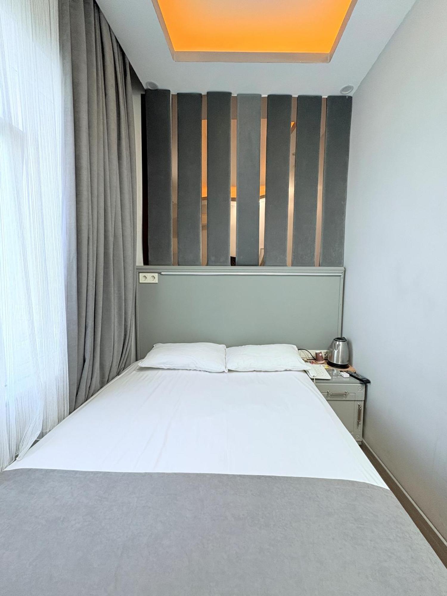 Crowned Plus Hotel Istambul Exterior foto