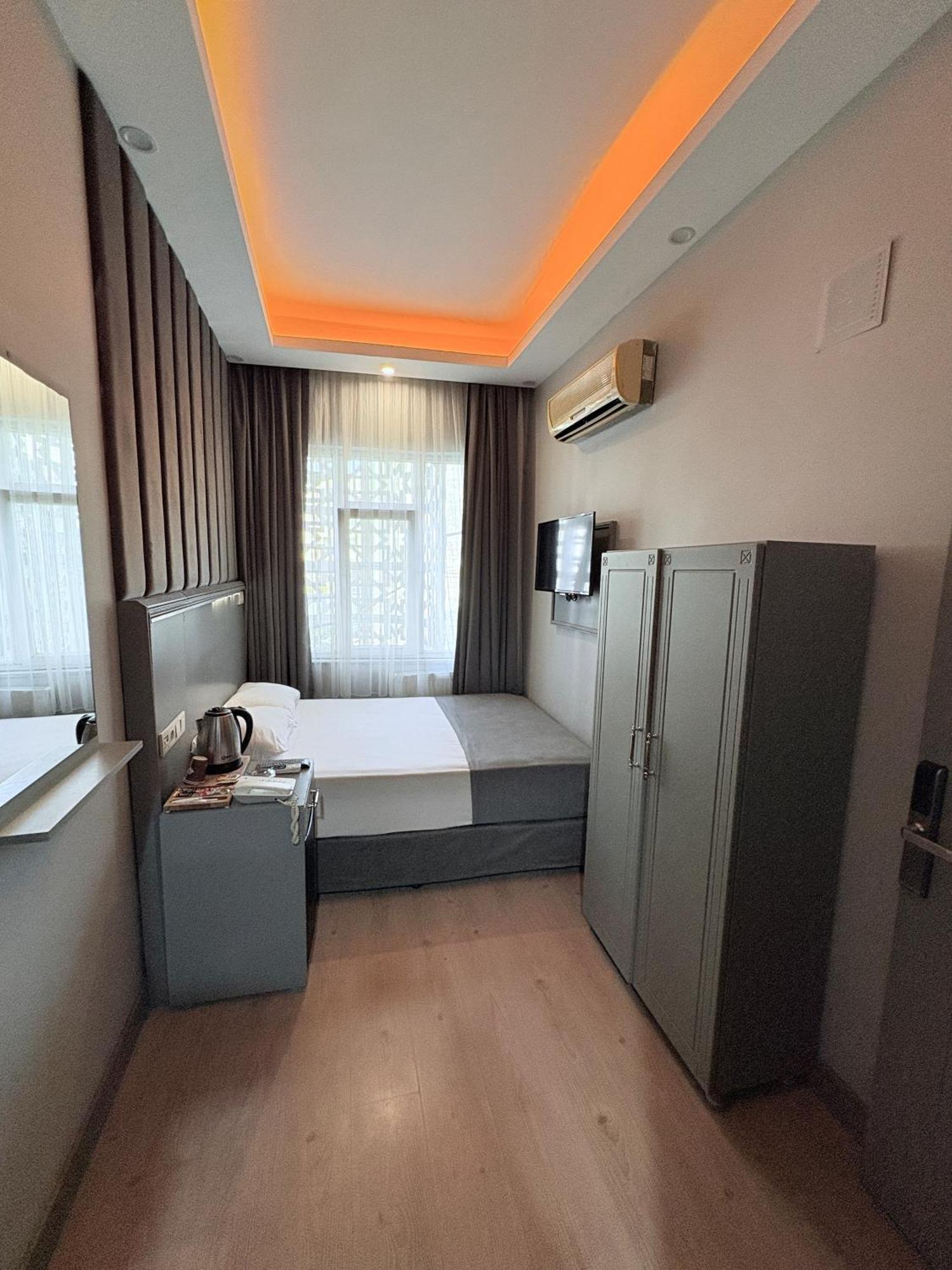 Crowned Plus Hotel Istambul Exterior foto